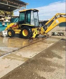 
										Retroexcavadora Caterpillar 420D año 2005 completo									