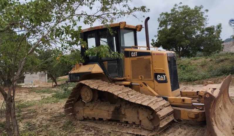 
								Bulldozer Caterpillar D5N GLP año 2005 Horas 15 excelente estado completo									