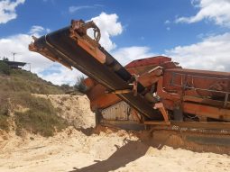 
										Clasificadora Sandvik QE440  año 2011 completo									