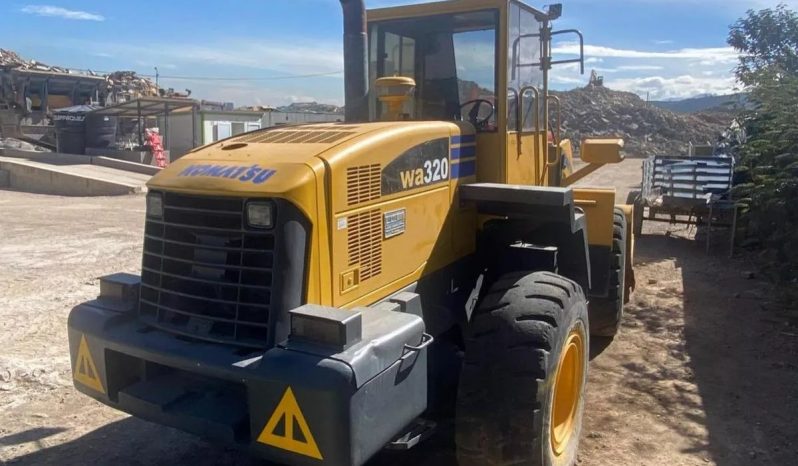 
								Cargador Komatsu WA320-5l año 2005 completo									