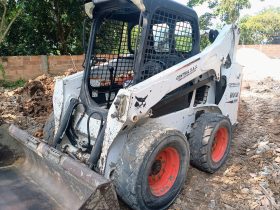 Minicargador Bobcat S570 año 2014 horas 6500 Ubicacion Cundinamarca Colombia