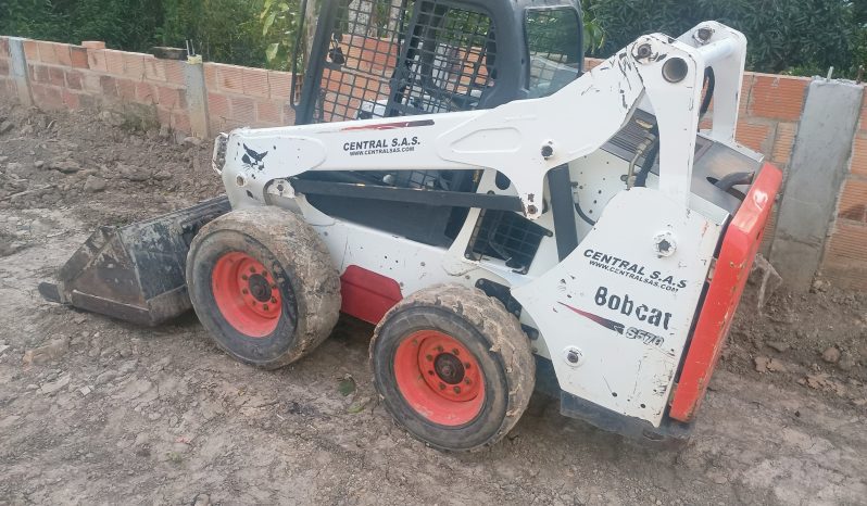 
								Minicargador Bobcat S570 año 2014 horas 6500 Ubicacion Cundinamarca Colombia completo									