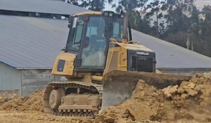 
								Bulldozer Caterpillar D6K 2008 100% operativo completo									