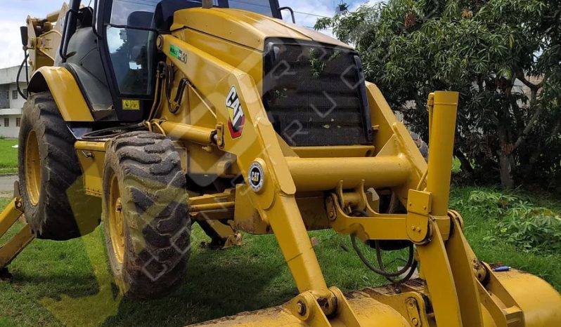 
								Retroexcavadora Caterpillar 420D año 2002 horas 14900 completo									