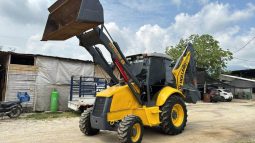 
										Retro New Holland B110 año 2013 Horas 11900 Ubicacion Colombia completo									