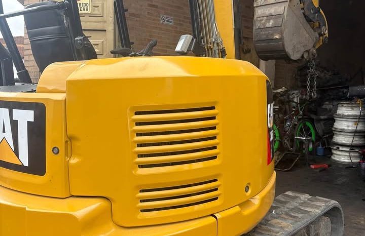 
								Miniexcavadora Caterpillar 305E2  CR año 2016 horas 1160 ubicacion Bogota completo									