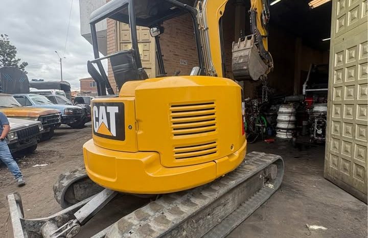 
								Miniexcavadora Caterpillar 305E2  CR año 2016 horas 1160 ubicacion Bogota completo									