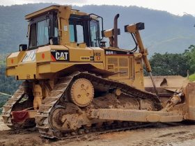 Bulldozer Caterpillar D8R  Alquiler
