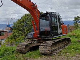 Excavadora Hitachi ZX130 LCN Japonesa año 2008 Linea Humedad Ubicacion Colombia US$61200