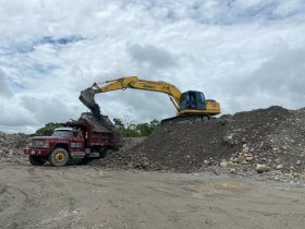 Excavadora Kobelco SK 210 año 2012 Venta aAlquiler Ubicacion Colombia US$ 67900 EXW