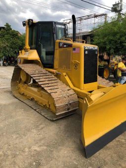Bulldozer Caterpillar D5N LGP Cabinado Horas 12600 Ubicacion Colombia US$92600
