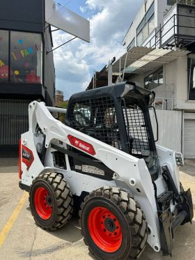Minicargador Bobcat S570 año 2017 horas 8000Ubicacion Colombia
