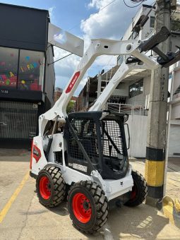 
										Minicargador Bobcat S570 año 2017 horas 8000Ubicacion Colombia completo									