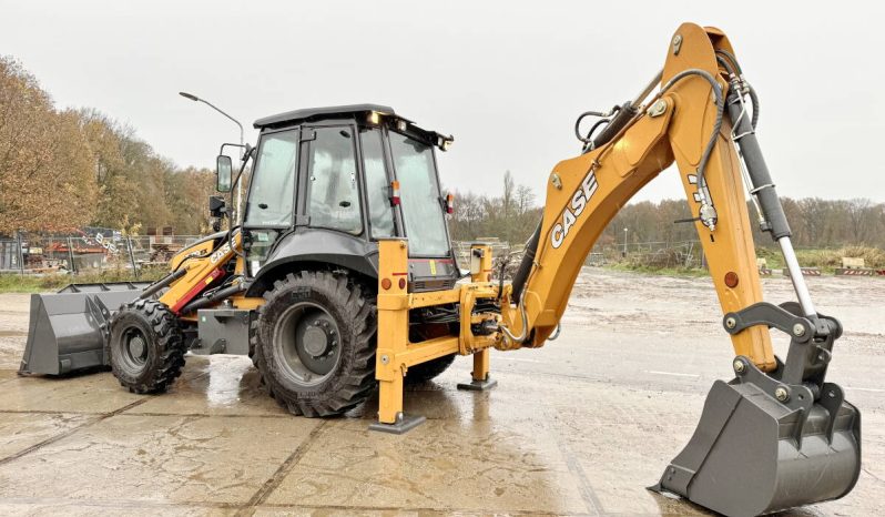 
								Retroexcavadora Case 770EX-4WD año 2024 horas 4  Ubicacion Europa € 42.500  EXW completo									