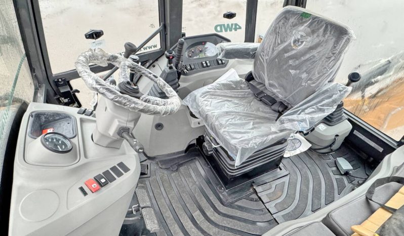 
								Retroexcavadora Case 770EX-4WD año 2024 horas 4  Ubicacion Europa € 42.500  EXW completo									