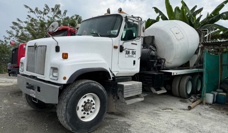 
								Mixer Marca Internacional año 2009  $300.000.000 completo									