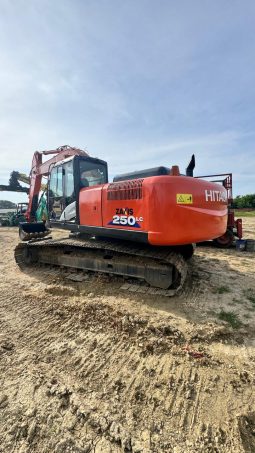 
										Excavadora Hitachi ZX250 LC año 2012 Horas 9600 $420.000.000 completo									