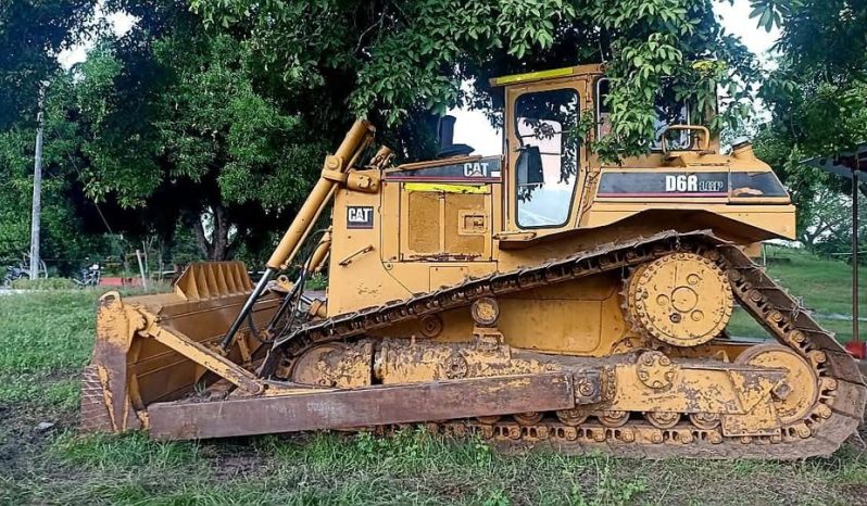 
								Bulldozer Caterpillar D6R LHP año 1996 rodamiento como nuenvo Horas 4000  US$60.000 EXW completo									