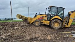 
										Retrocargador Caterpillar 420E 2009 4×4 brazo extendible Joystick $2750000000 completo									