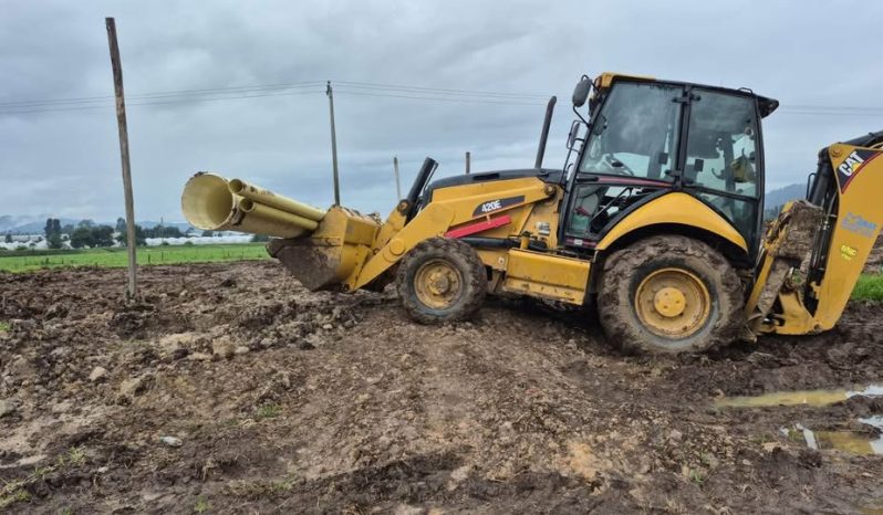 
								Retrocargador Caterpillar 420E 2009 4×4 brazo extendible Joystick $2750000000 completo									