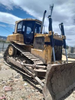 Bulldozer Caterpillar D6H año 1995  ubicacion Colombia
