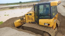 Bulldozer Caterpillar D5K2 LGP horas 14995  año 2015 Ubicacion Colombia $360000000