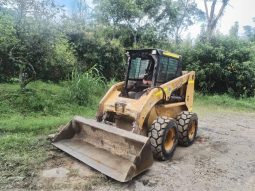 
										Minicargador Caterpillar 236B 2012 completo									