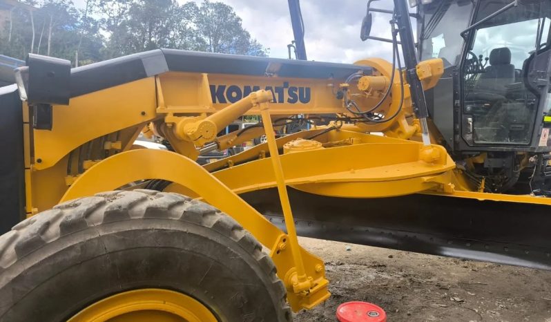 
								Motoniveladora Komatsu GD555 año 2013 Horas 13000 ubicacion Colombia $320000000 completo									