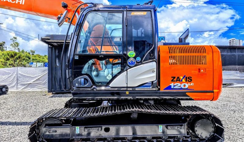 
								Excvadora Hitachi ZX120-6 año 2020 horas 2010 Disponibilidad Inmediata $450000000 completo									