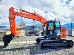 Excavadora Hitachi ZX135-5K año 2014 horas 4100 Disponibilidad Inmediata Horas 4100 $3375000