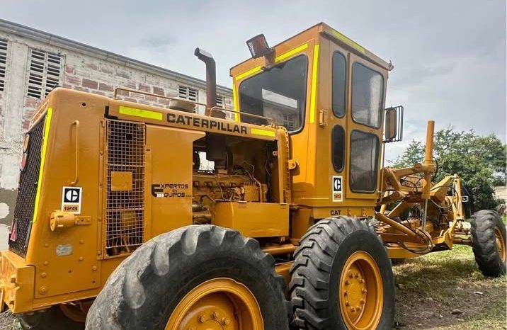 
								Motoniveladora Caterpillar 12G año 1978 $165000000 completo									