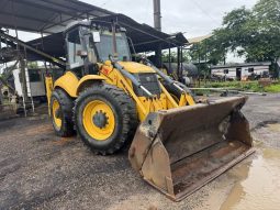 
										Retrocargador New Holland B1115B año 2012 extradin  aire acondicionado $200000000 completo									
