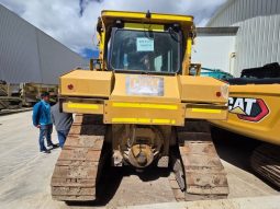 
										Bulldozer Caterpillar D6T año 2013 horas 15.000 completo									