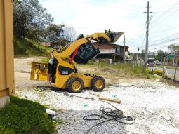 
										Minicargador Caterpillar 262C año 2012 horas 6700 ubicacion Colombia $135000000 completo									