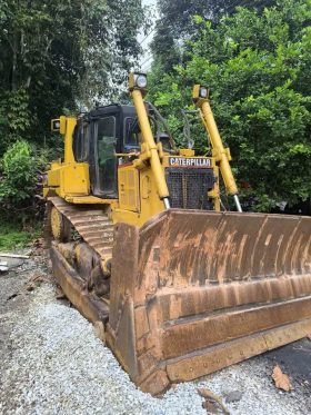 Bulldozer Caterpillar D6T año 2015 Horas 13800