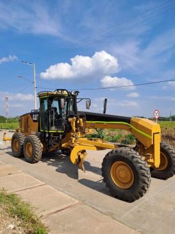 Motoniveladora Caterpillar 120M año 2011