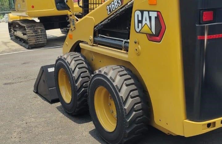 
								Minicargador Caterpillar 236B3 año 2024  horas 4 ubicacion USA completo									