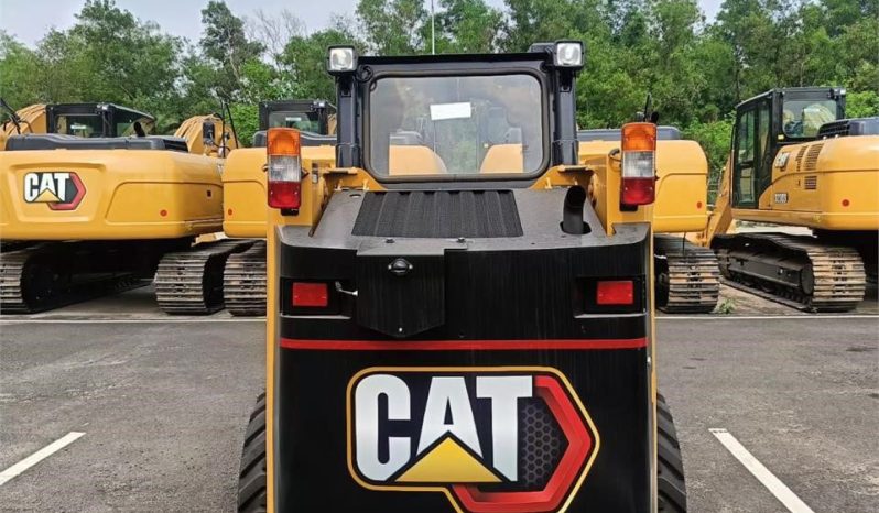 
								Minicargador Caterpillar 236B3 año 2024  horas 4 ubicacion USA completo									