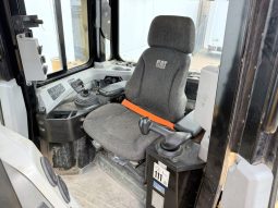 Bulldozer Caterpillar D6T GLP año 2015 Horas 14500 PRECIO  €77500 EXW completo