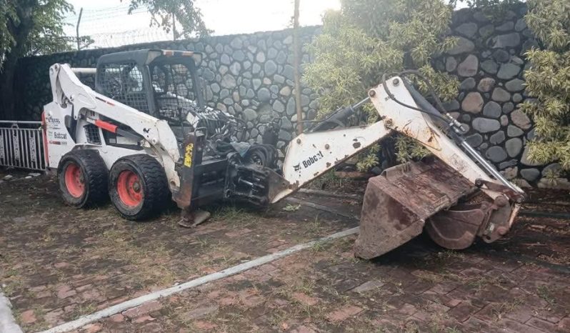 
								Minicargador Bobcat S530 hora completo									