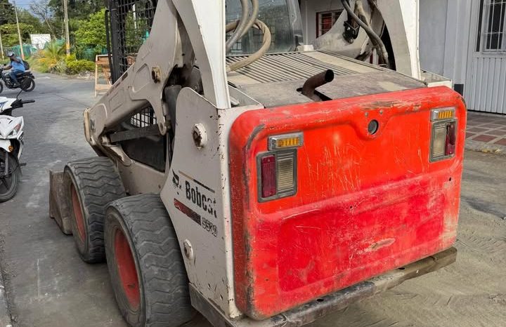 
								Minicargador Bobcat S530 hora completo									