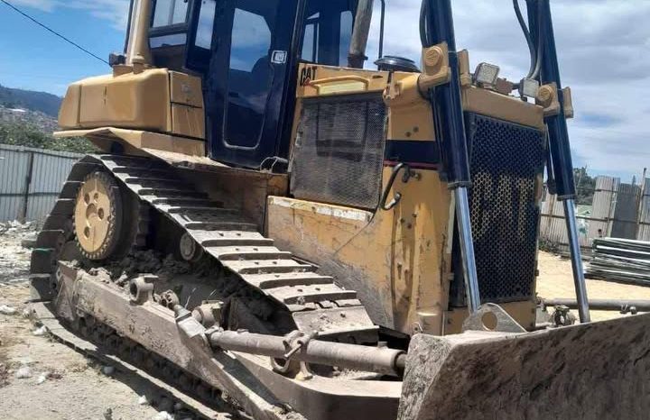 
								Bulldozer Caterpillar D6D 1995 completo									
