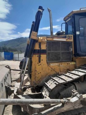 Bulldozer Caterpillar D6D 1995