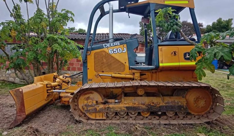 
								Bulldozer John Deere 650J año 2006 completo									