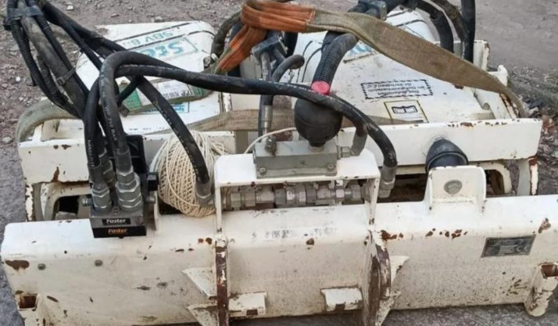 Motoniveladora Stehr modelo SUG 20 año 2018 horas 800. Adicional equipo de vibrocompactacion $25000000 Ubicacion Colombia completo