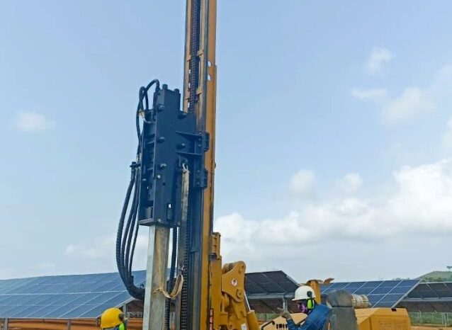 Hincador Solar LX-600 completo