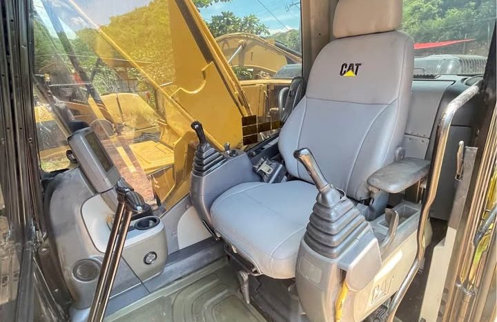 
								Excavadora Caterpillar 320D  año 2011 horas 12412 completo									