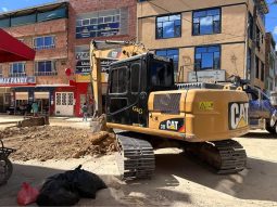 
										Excavadora Caterpillar 311 año 1997 disponible para trabajo inmediato completo									