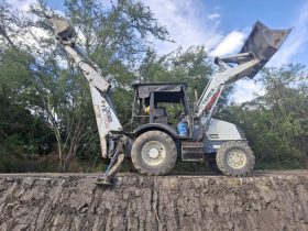 Retroexcavadora Terex 760B año 2005 4×4 brazo con extension