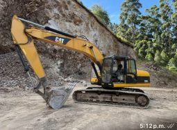 
										Excavadora Caterpillar 320C año 2003 motor reparado horas 5700 $250.000.000 completo									
